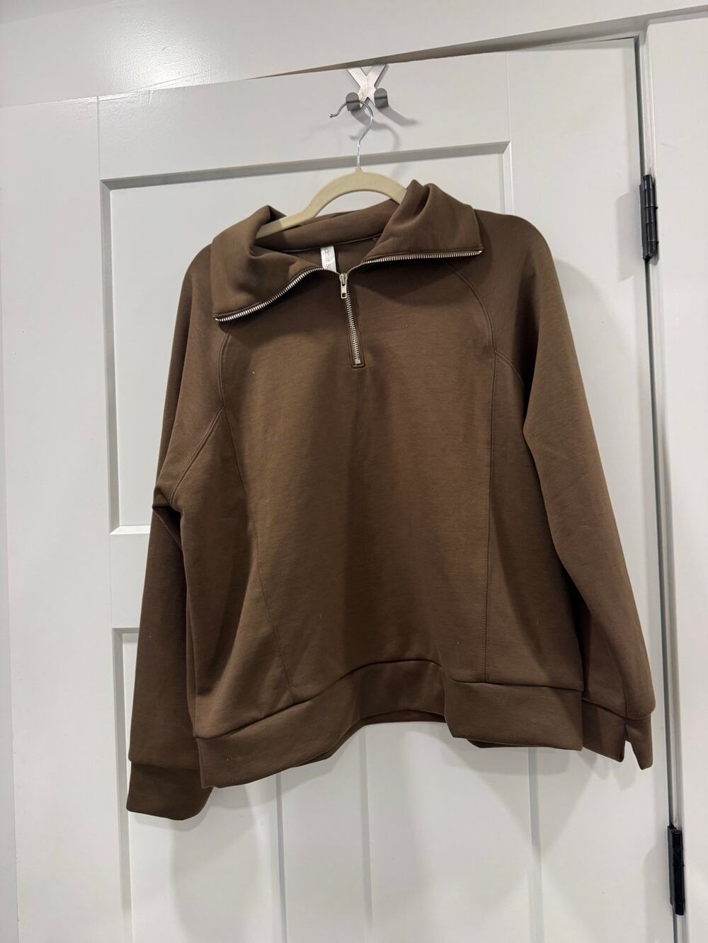 Dear Scarlett Womens Hamptons Long Sleeve 1/4 zip Top Large Brown NWT